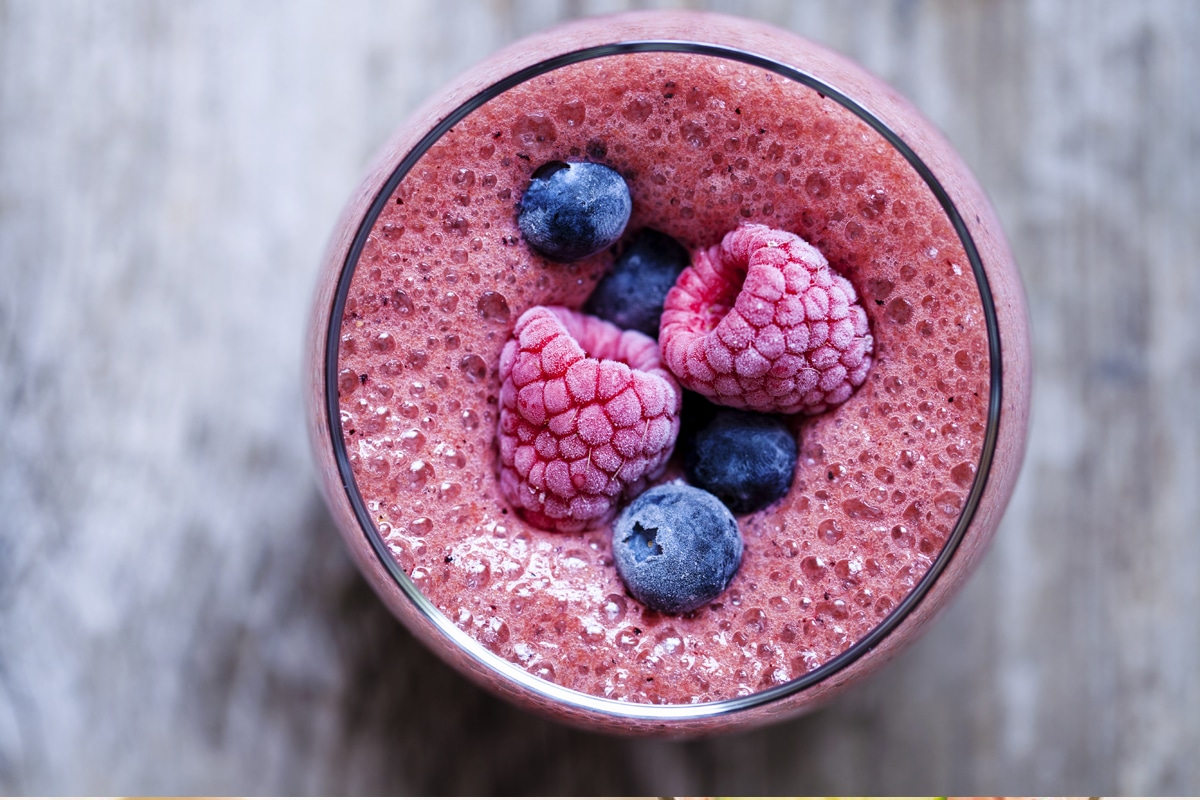 berry-blast-smoothie.jpg